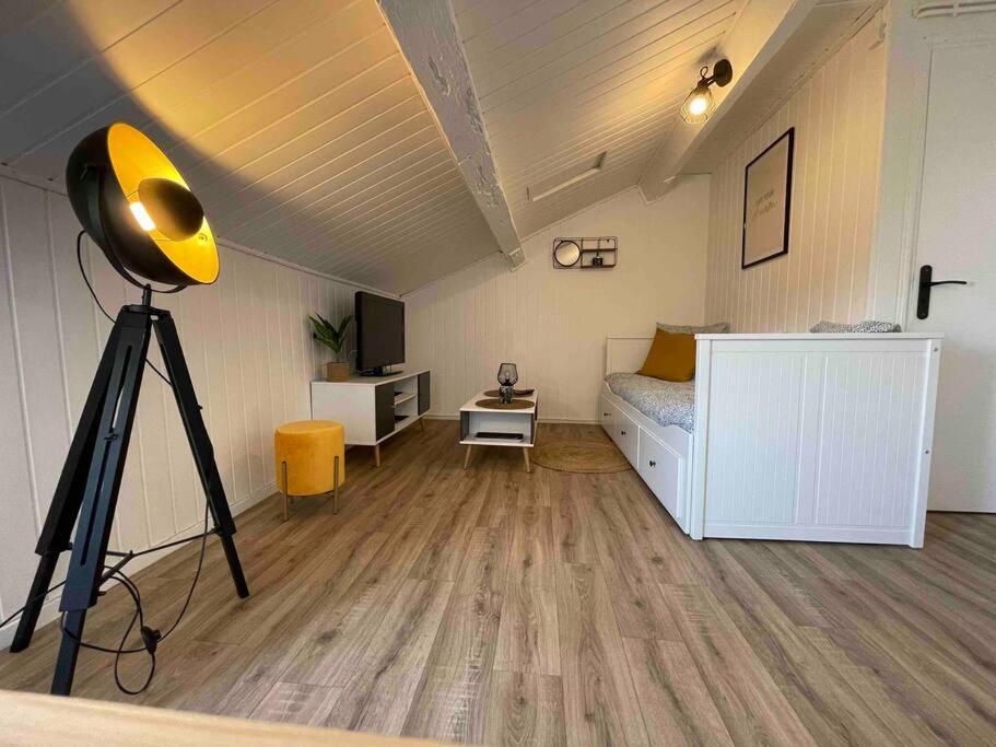 ואלנס Studio Cosy, En Centre, Proche Gare, Vue Degagee מראה חיצוני תמונה